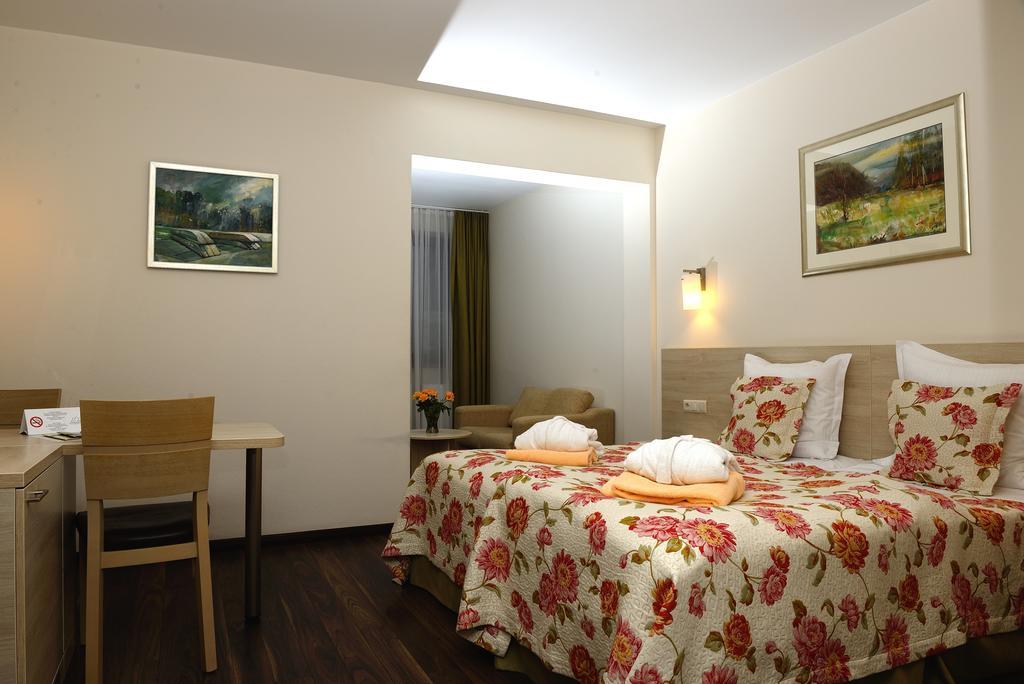 Hotel Nad Przelomem Sromowce Niżne Extérieur photo