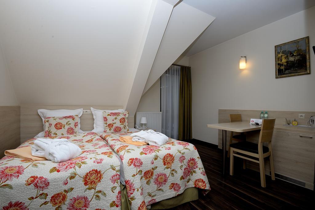 Hotel Nad Przelomem Sromowce Niżne Extérieur photo