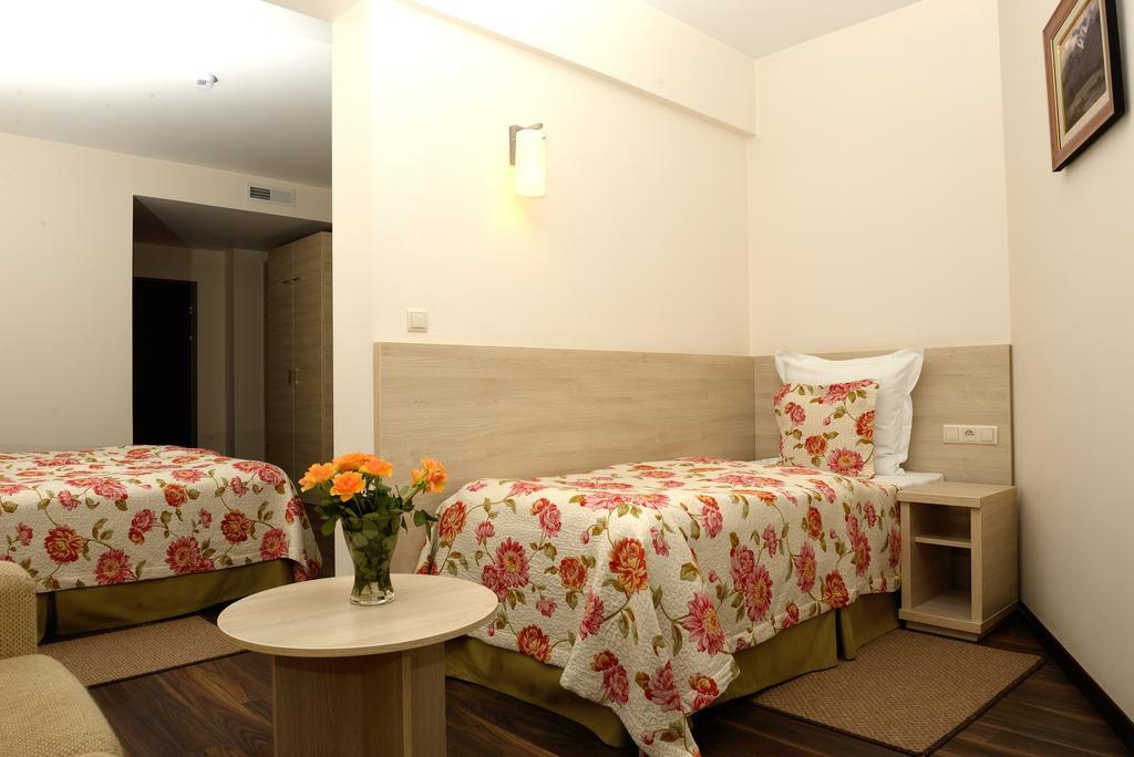 Hotel Nad Przelomem Sromowce Niżne Extérieur photo